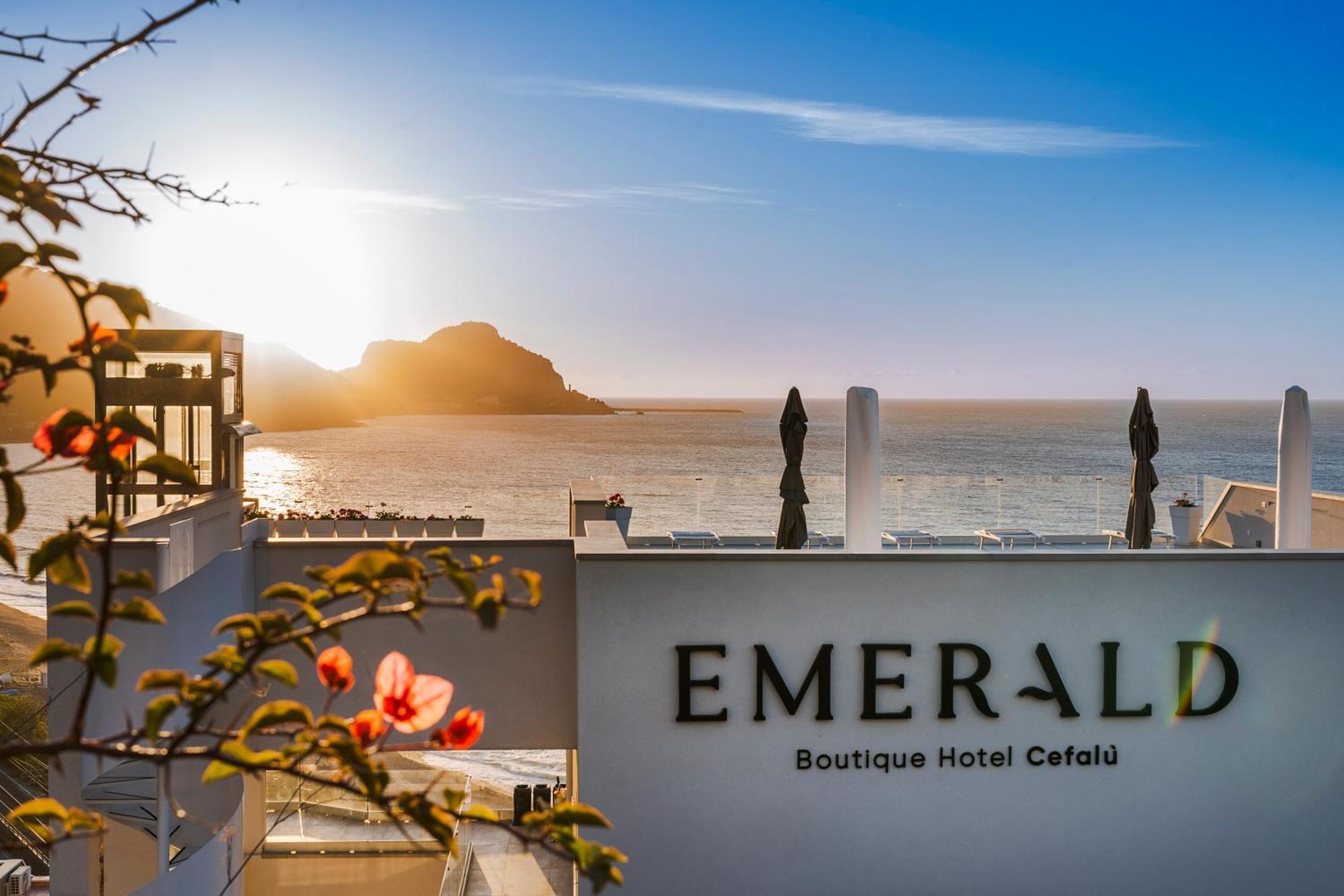 Emerald Hotel Residence Cefalù Exterior foto